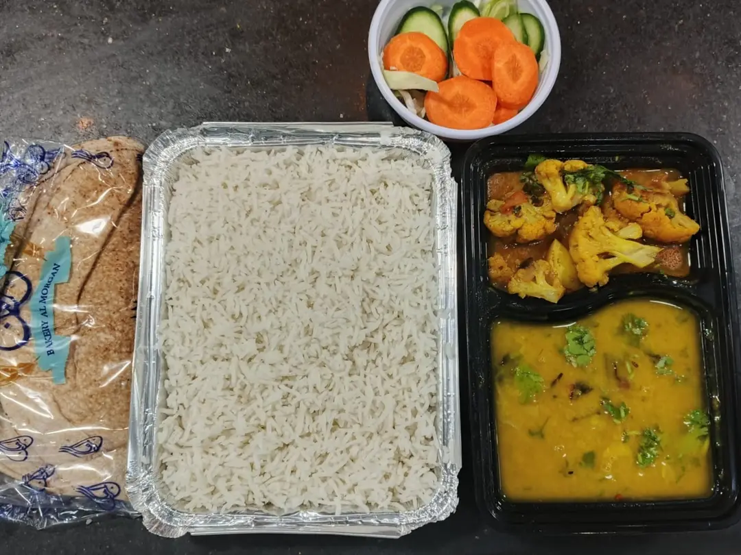 Compartment Meal with Curry